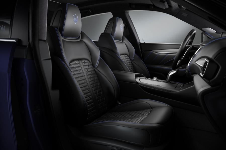 Интерьер Maserati Levante Trofeo Launch Edition 2019 года  (WW) (фото 2 из 20)